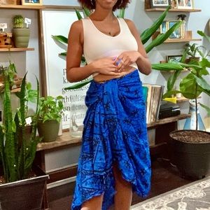 Cobalt Blue Sarong with Lizard Print